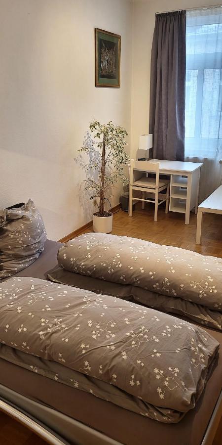 Von Privat, Grosses Zimmer Sehr Zentral In Bad Homburg Stadtmitte Bad Homburg vor der Höhe Zewnętrze zdjęcie